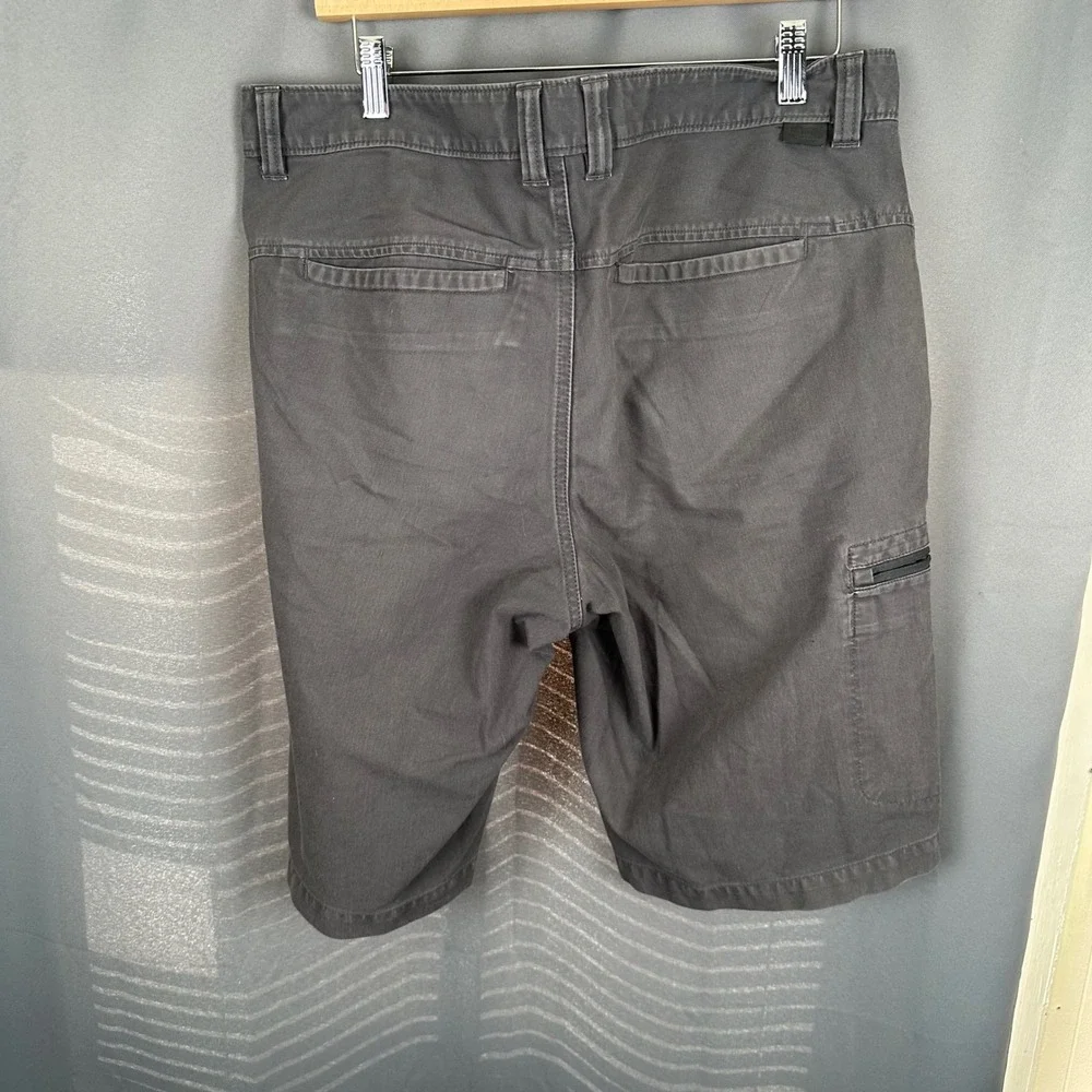 The North Face Mens Gray Utility Cargo Shorts Size 34 Hiking Outdoor Casual